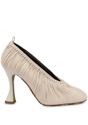 Moschino calf leather pumps - Neutrals
