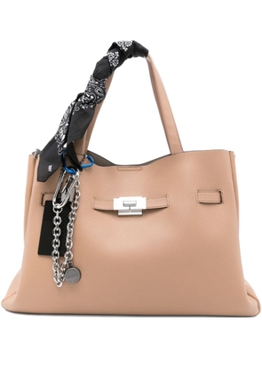 DKNY large Bryar chain-accented tote bag - Neutrals