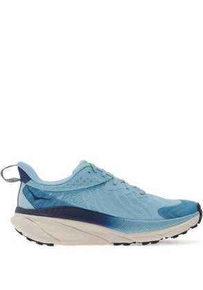 HOKA Challenger 7 logo-print sneakers - Blue