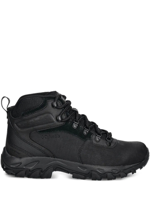 Columbia Newton Ridge™ Plus II lace-up hiking boots - Black