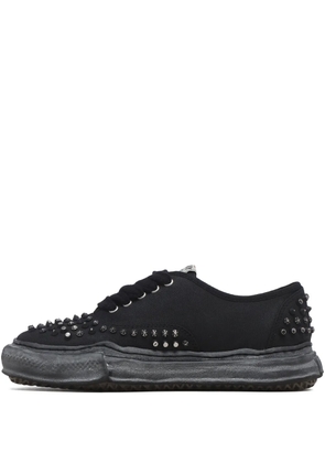 Maison MIHARA YASUHIRO Baker OG studded sneakers - Black