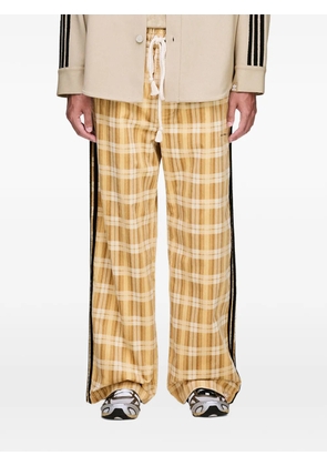 Song For The Mute x Adidas logo check trousers - Neutrals