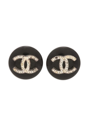 CHANEL Pre-Owned 1996 CC-mark clip-on earrings - Black