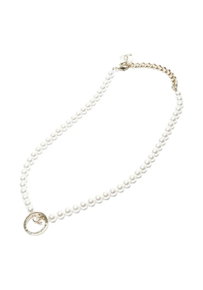 CHANEL Pre-Owned 2024 pearl-embellishment necklace - White