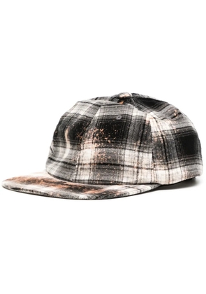 We11done bleach-wash checkered cap - Grey