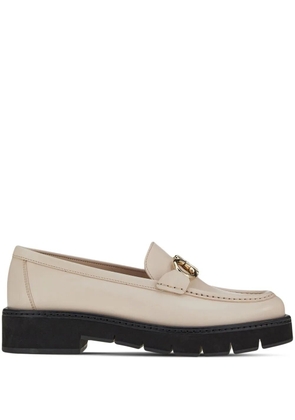 Ferragamo Gancini-plaque leather loafers - Neutrals