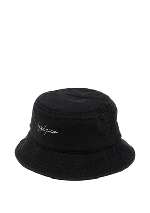 Y-3 logo-embroidered bucket hat - Black