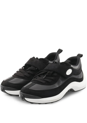 Hermès Pre-Owned 2010s loop sneakers - Black