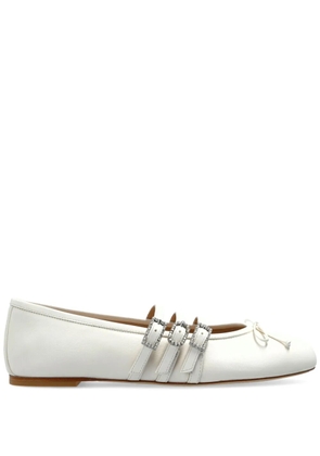 Stuart Weitzman Celeste buckle-embellished ballet flats - White