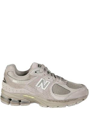 New Balance 2002R logo-appliqué sneakers - Neutrals