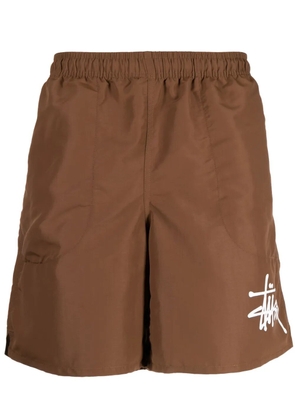 Stüssy logo-print bermuda shorts - Brown