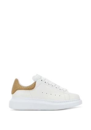 Alexander McQueen leather sneakers - White