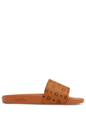 MCM logo-print moulded-footbed slides - Brown