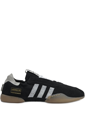 adidas Taekwondo striped sneakers - Black