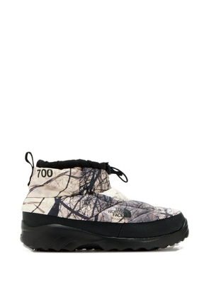 The North Face Nuptse Traction print boots - Neutrals