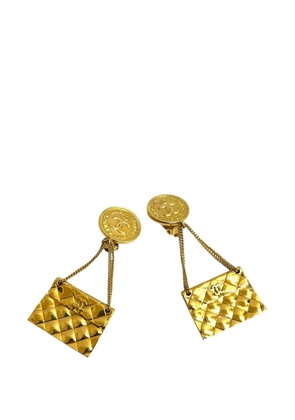 CHANEL Pre-Owned 1991 CC Gold Plated Coin and Quilted Flap Bag Clip On Earrings costume earrings