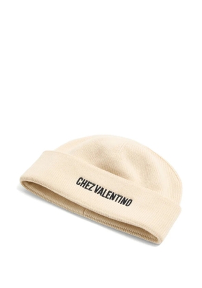 Valentino Garavani embroidered ribbed beanie - White