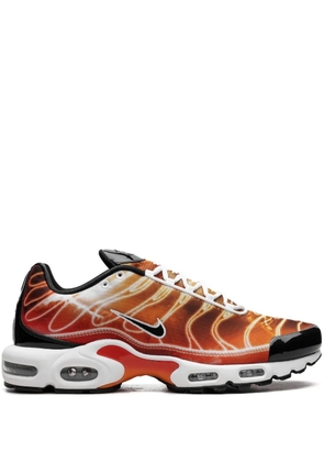 Nike Air Max Plus 'Light Photography - Sport Red' sneakers