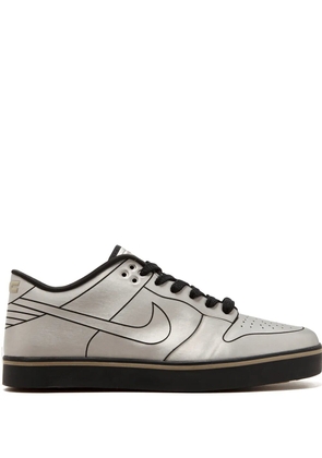 Nike Dunk SE Delorean sneakers - Grey