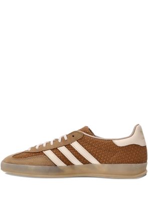 adidas Gazelle 3-Stripes woven trainers - Brown