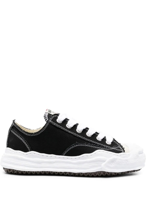 Maison MIHARA YASUHIRO Hank low-top sneakers - Black