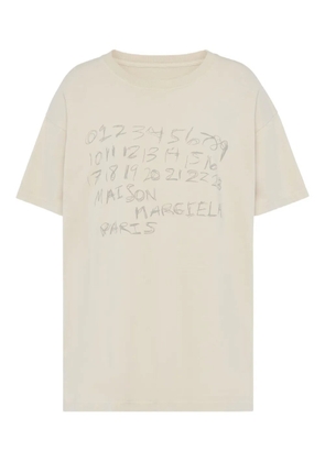 Maison Margiela numbers-print round-neck T-shirt - Neutrals