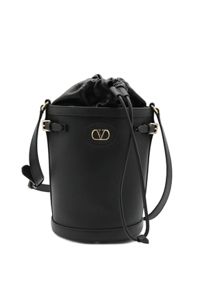 Valentino Garavani logo-buckle bucket bag - Black