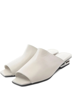 Hermès Pre-Owned 40mm Idole Chaîne d'Ancre sandals - White