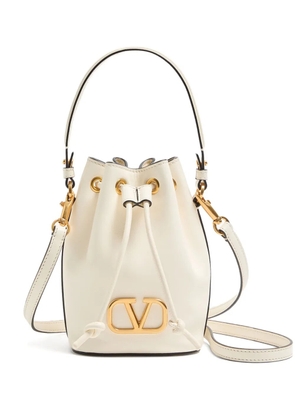 Valentino Garavani mini VLogo Signature leather bucket bag - Neutrals