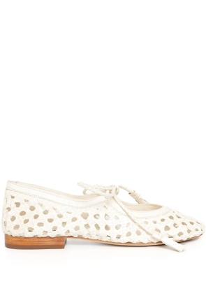 Sarah Chofakian Yard Rast ballerina shoes - White