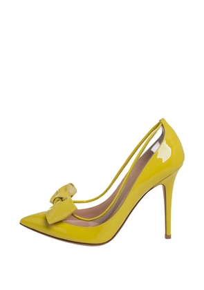 Valentino Garavani Pre-Owned 2024 110mm bow-embellished pumps - Yellow