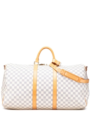 Louis Vuitton Pre-Owned 2012 Damier Azur Keepall Bandouliere 55 travel bag - White