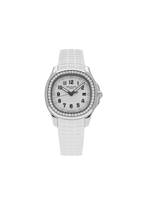 Patek Philippe Pre-Owned 2025 unworn Aquanaut Luce 39mm - White