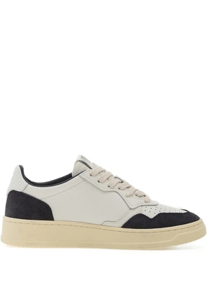 Autry Medalist Low Wom leather sneakers - Neutrals