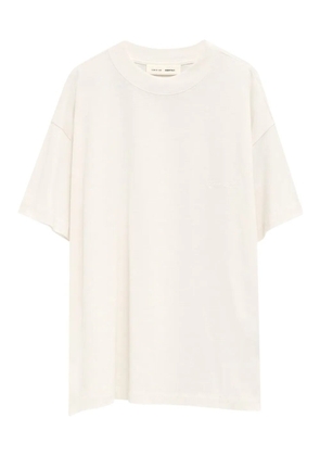 Fear Of God embroidered-logo T-shirt - Neutrals