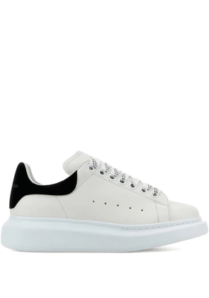 Alexander McQueen Oversized leather suede-heel sneakers - White