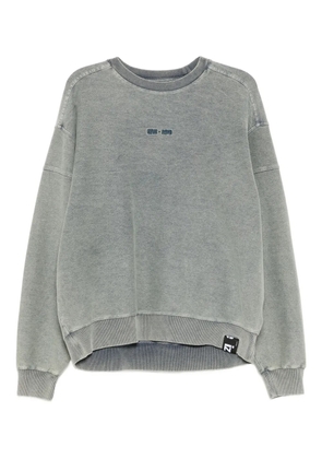 izzue logo embellishment sweater - Blue