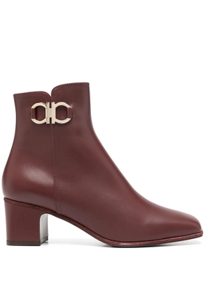 Ferragamo Gancini plaque ankle boots - Red