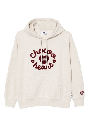 CHOCOOLATE logo-embroidered hoodie - Neutrals