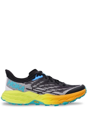 HOKA Speedgoat 5 logo-print sneakers - Black
