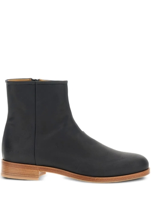 Common Projects zip-detail leather boots - Black