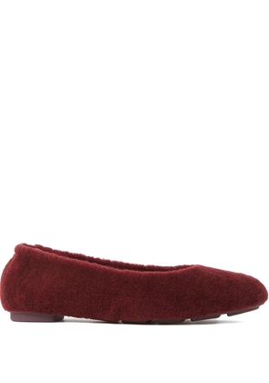 Stuart Weitzman Pirouette Super Chill shearling flat - Red
