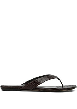 Le Monde Beryl Infradito embossed leather thong sandals - Brown