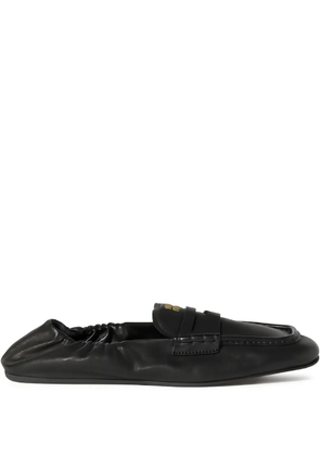 Miu Miu logo leather loafers - Black