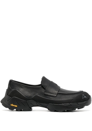 ROA logo-print leather loafers - Black
