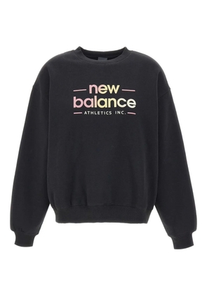 New Balance logo-print crew-neck sweatshirt - Black