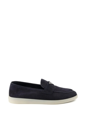 Prada logo-plaque suede loafers - Blue