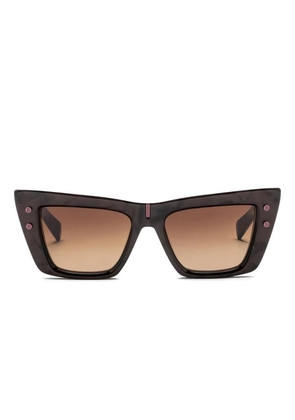 Balmain Eyewear square cat-eye frame sunglasses - Brown