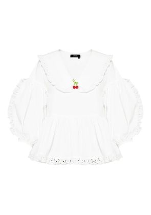 ANOUKI ruffled blouse - White