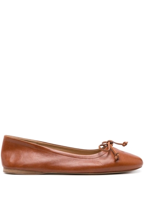JW Anderson round-toe leather ballerina shoes - Brown